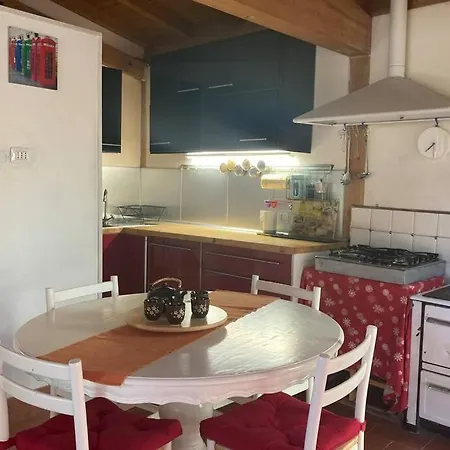 Feriehus Chalet Le Rose Del Chianti *